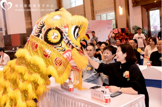快來(lái)?yè)炻?！禧月薈月子中心寶安松崗店盛大開(kāi)業(yè)！5.png